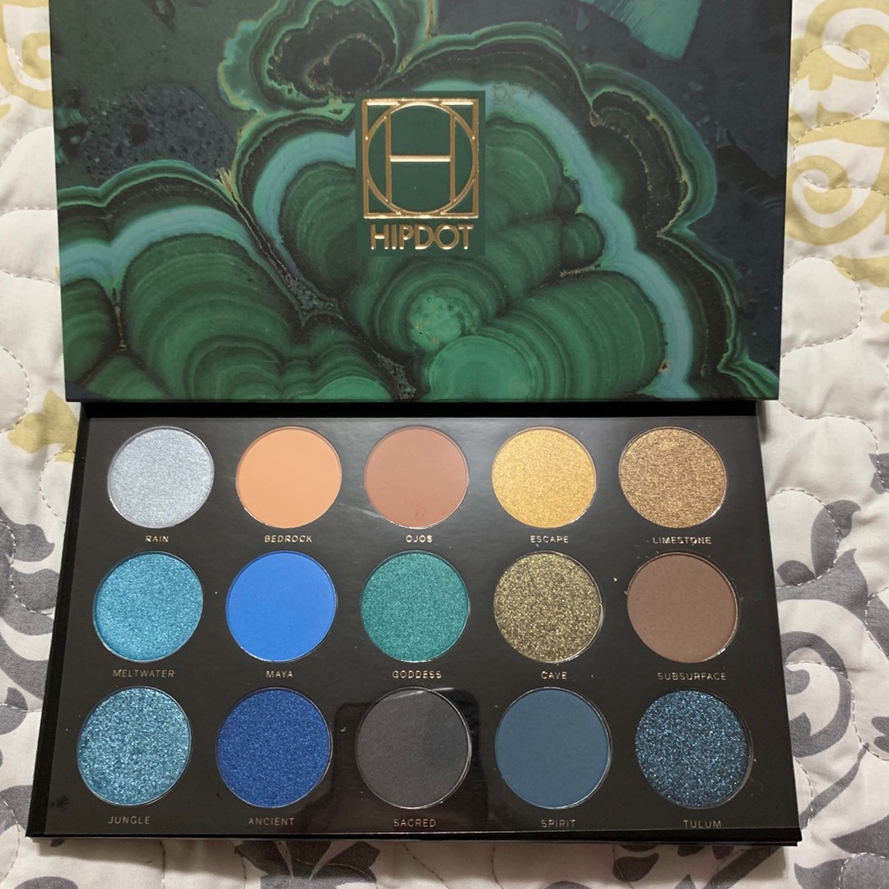 Hipdot Cenote Pallet